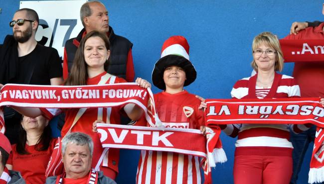 szurkolok_dvtk-dvsc27.jpg