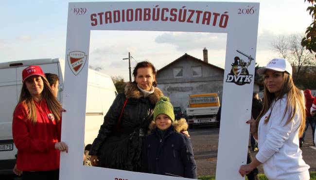 stadionbucsuztato50.jpg