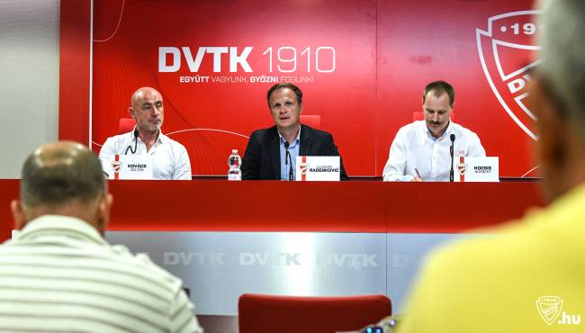 vladimirradenkovic_sajtotajekoztato_09.jpg