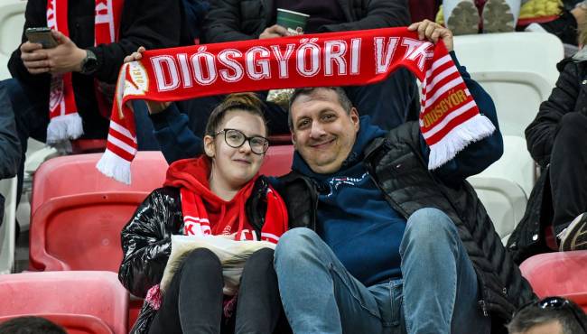koszonjuk-a-szurkolast_dvtk-csakvar_33.jpg