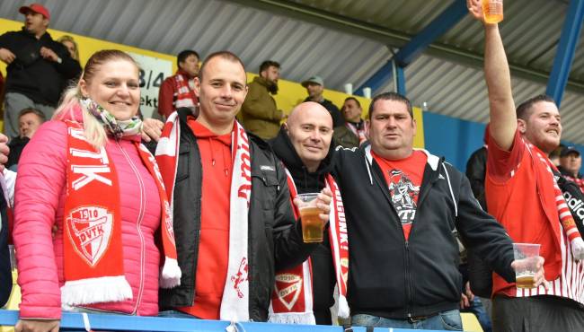 szurkolok_dvtk-vasas38.jpg