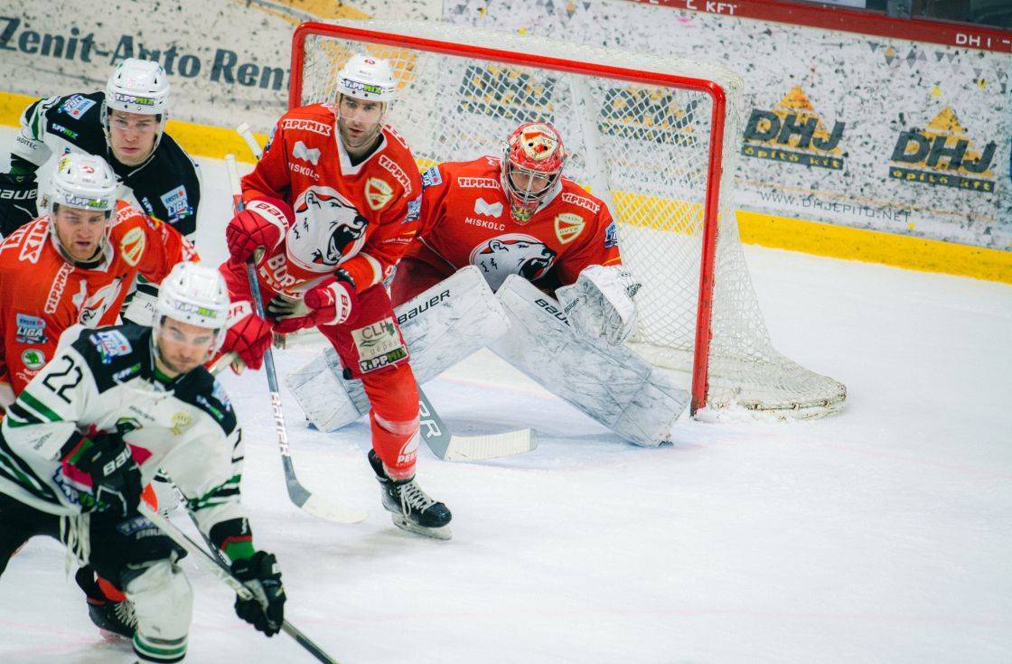 A negyeddöntő harmadik meccse jön szombaton