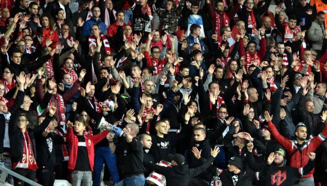 szurkolok_dvtk-honved03.jpg