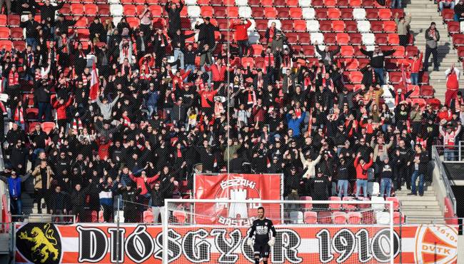 koszonjuk-a-szurkolast_dvtk-haladas_16-16.jpg